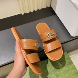 GUCCI グッチ 2025SS 新作セール価格でゲット メンズ用 サンダル