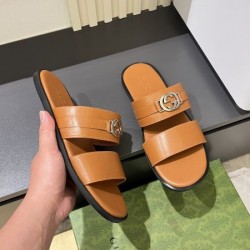 GUCCI グッチ 2025SS 新作セール価格でゲット メンズ用 サンダル