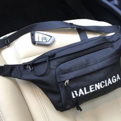 2025SS 新作ウエストバッグ BALENCIAGA バレンシアガ 高級感あふれる注目モデル