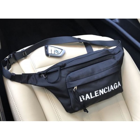 2025SS 新作ウエストバッグ BALENCIAGA バレンシアガ 高級感あふれる注目モデル