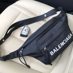 2025SS 新作ウエストバッグ BALENCIAGA バレンシアガ 高級感あふれる注目モデル