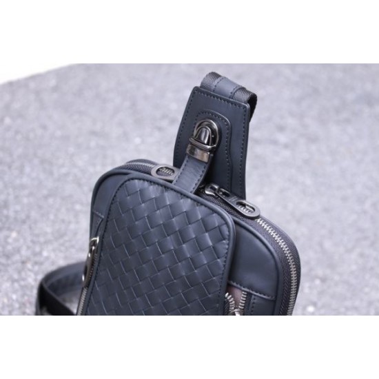 2025SS 新作チェストバッグ BOTTEGA VENETA ボッテガヴェネタ 格上げスタイル必須アイテム