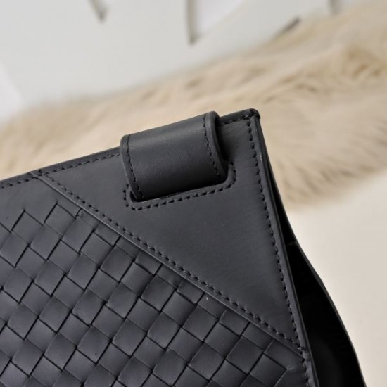 2025SS 新作ショルダーバッグ BOTTEGA VENETA ボッテガヴェネタ 洗練された大人スタイル