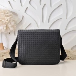 2025SS 人気ショルダーバッグ BOTTEGA VENETA ボッテガヴェネタ 今売れている話題アイテム