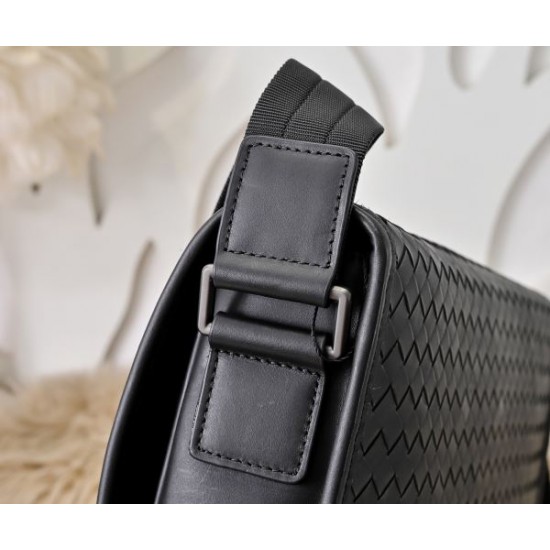 2025SS 人気ショルダーバッグ BOTTEGA VENETA ボッテガヴェネタ 今売れている話題アイテム