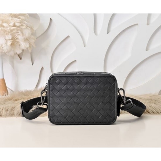 2025SS プレゼント最適ショルダーバッグ BOTTEGA VENETA ボッテガヴェネタ ギフトにも人気