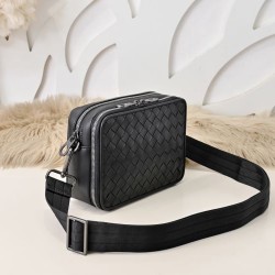 2025SS プレゼント最適ショルダーバッグ BOTTEGA VENETA ボッテガヴェネタ ギフトにも人気