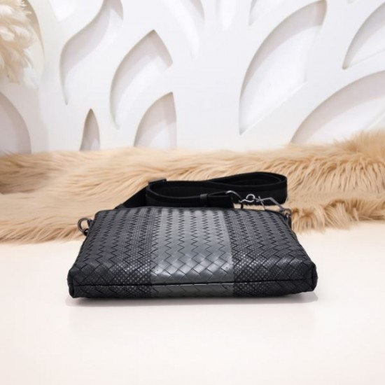 2025SS セール中ショルダーバッグ BOTTEGA VENETA ボッテガヴェネタ お得に手に入る今だけ
