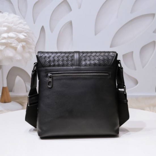 2025SS ショルダーバッグ BOTTEGA VENETA ボッテガヴェネタ プレゼントに選ばれる定番