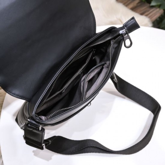 2025SS ショルダーバッグ BOTTEGA VENETA ボッテガヴェネタ プレゼントに選ばれる定番