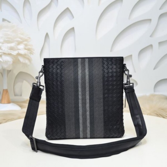 2025SS 日本未入荷ショルダーバッグ BOTTEGA VENETA ボッテガヴェネタ 限定レアモデル