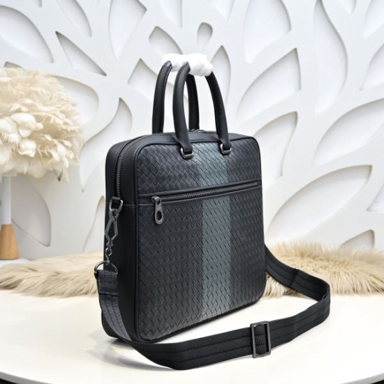2025SS トレンド最前線ブリーフケース BOTTEGA VENETA ボッテガヴェネタ ビジネスで差をつける