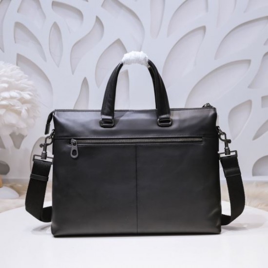 2025SS 最新ブリーフケース BOTTEGA VENETA ボッテガヴェネタ 今年はこれで決まり