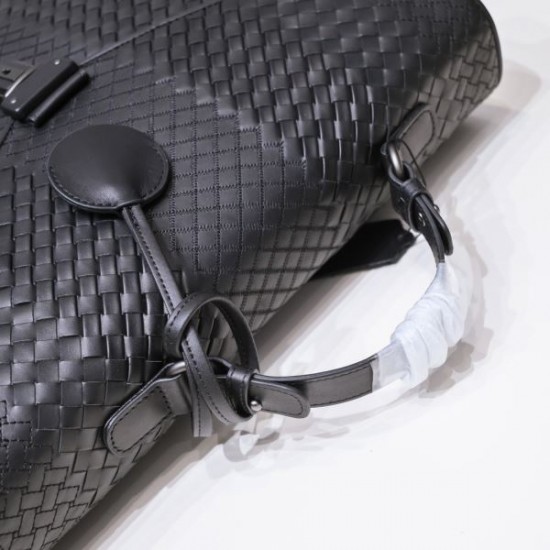 2025SS 支持率急上昇ブリーフケース BOTTEGA VENETA ボッテガヴェネタ ビジネスエリートに人気