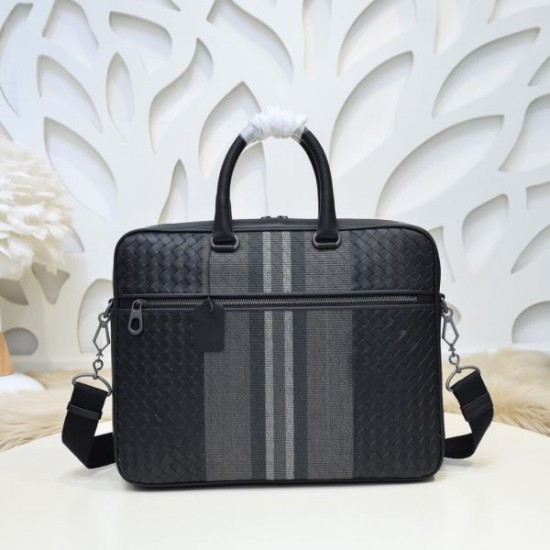 2025SS 限定デザイン復刻 ブリーフケース BOTTEGA VENETA ブランドコピー N級品