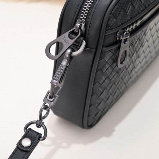 2025SS 最前線復刻 クラッチバッグ BOTTEGA VENETA ブランドコピー