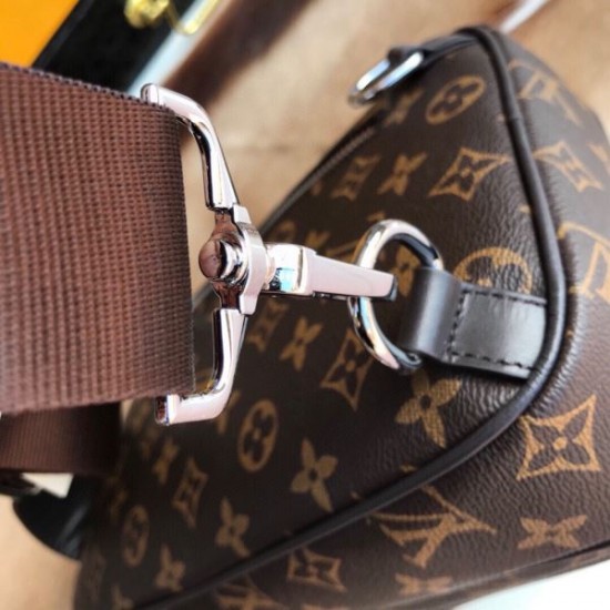 2025SS 新作チェストバッグ LOUIS VUITTON ルイヴィトン シックカラーで魅せる