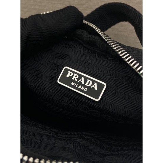 2025SS 新作チェストバッグ PRADA プラダ 気分を上げる憧れのラグジュアリーブランド