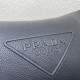 2025SS ファッション感漂うショルダーバッグ PRADA プラダ 今季らしさ全開アイテム
