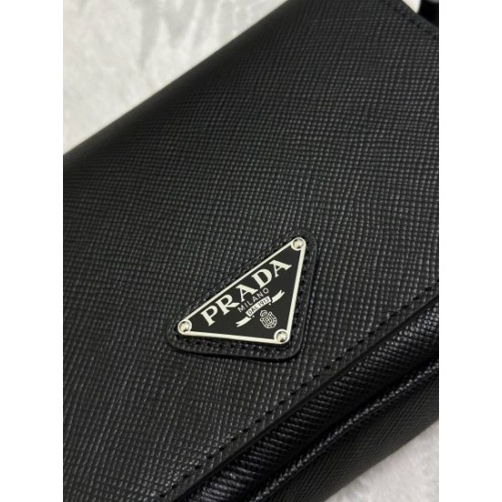 2025SS 定番人気ショルダーバッグ PRADA プラダ 長く使える高評価アイテム