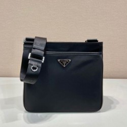 2025SS 美ラインショルダーバッグ PRADA プラダ 今期売れている注目モデル
