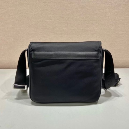 2025SS 人気ショルダーバッグ PRADA プラダ 雑誌掲載も多数の話題アイテム