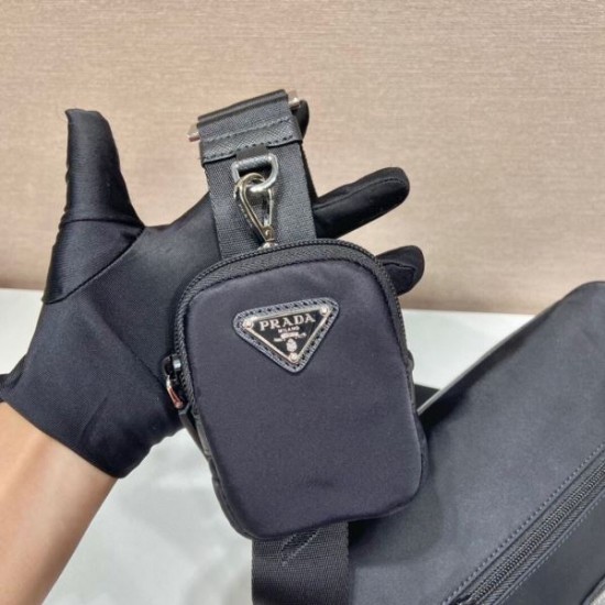 2025SS 人気ショルダーバッグ PRADA プラダ 雑誌掲載も多数の話題アイテム