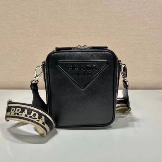 2025SS 人気継続ショルダーバッグ PRADA プラダ 買い逃せない注目バッグ