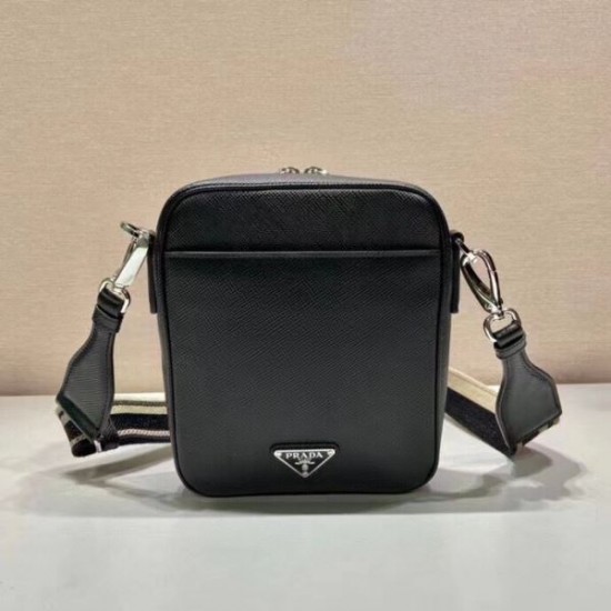 2025SS 人気継続ショルダーバッグ PRADA プラダ 買い逃せない注目バッグ