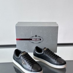 2025SS カジュアルシューズ PRADA プラダ 魅力的な価格でセール