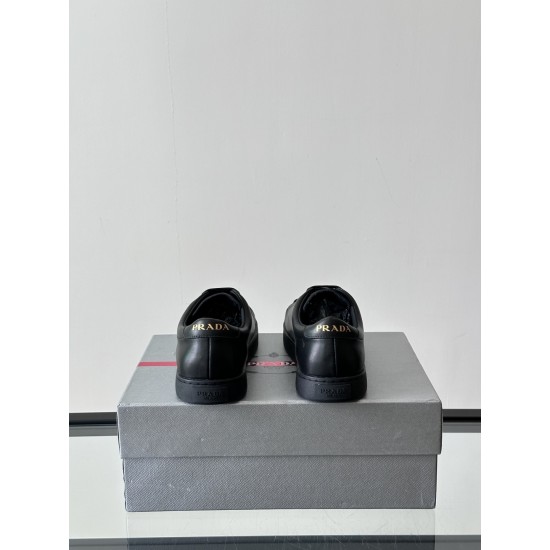 2025SS カジュアルシューズ PRADA プラダ 魅力的な価格でセール