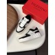 2025SS カジュアルシューズ VALENTINO ヴァレンティノ 高品質で話題の人気アイテム
