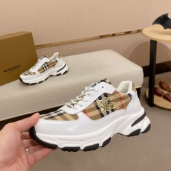 2025SS スニーカー BURBERRY バーバリー 絶大な人気を誇る春夏の新作スニーカー