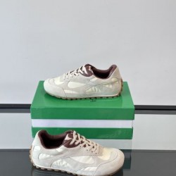 2025SS スニーカー BOTTEGA VENETA ボッテガヴェネタ ファッション感度高めな人気モデル
