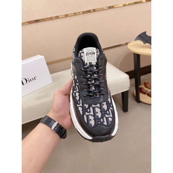 2025SS スニーカー DIOR ディオール この春夏注目のスタイリッシュトップモデル