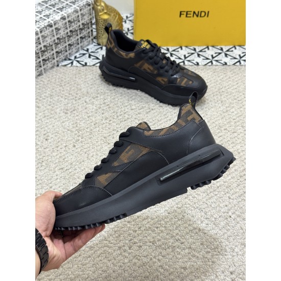 2025SS スニーカー FENDI フェンデイ 最後の春夏コレクションを飾る人気作