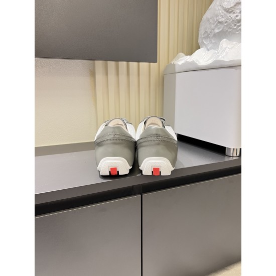 2025SS スニーカー PRADA プラダ 夏のマストブランド！新作スニーカー登場