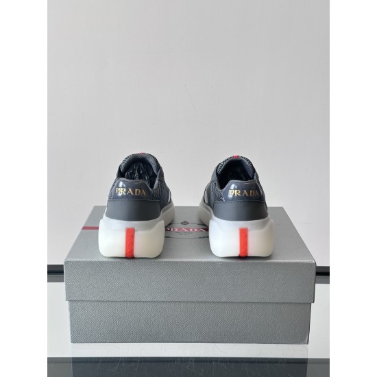 2025SS スニーカー PRADA プラダ ブランドロゴが際立つ人気デザイン