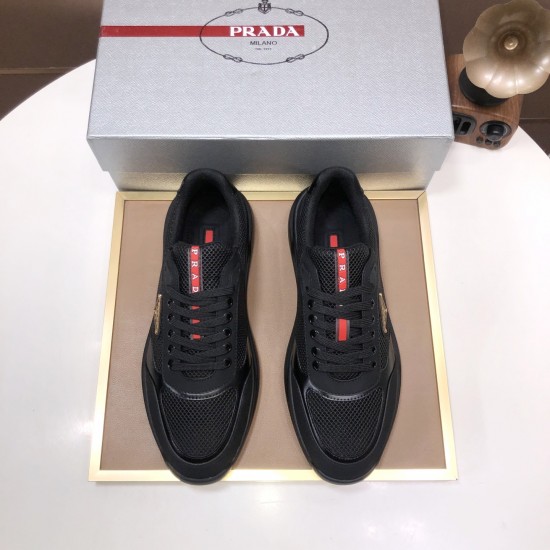 2025SS スニーカー PRADA プラダ 個性を引き立てるおしゃれな一足