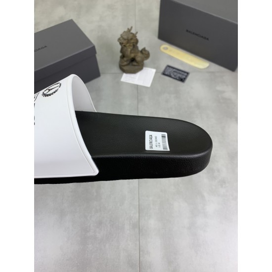 2025SS サンダル BALENCIAGA バレンシアガ 完売大人気アイテム