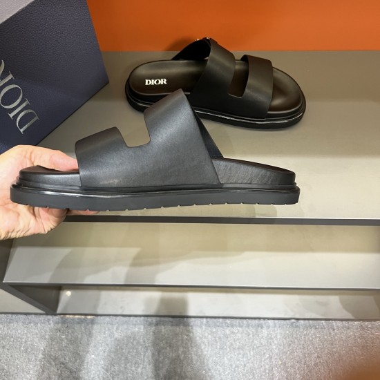 2025SS サンダル DIOR ディオール シンプルなデザイン