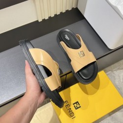 2025SS サンダル FENDI フェンデイ 特に今期の春夏注目