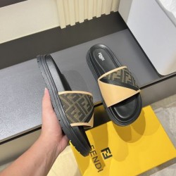 2025SS サンダル FENDI フェンデイ 今季マストアイテム