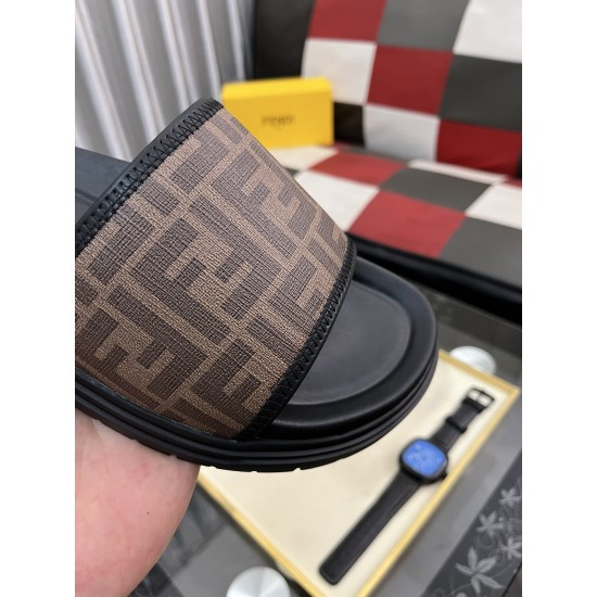 2025SS サンダル FENDI フェンデイ 毎シーズン活躍する