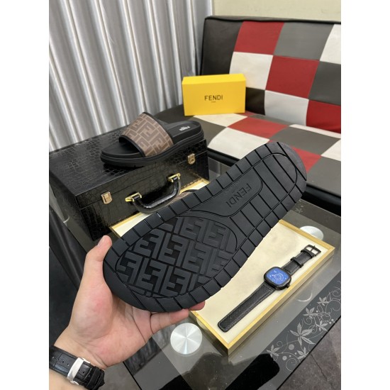 2025SS サンダル FENDI フェンデイ 毎シーズン活躍する