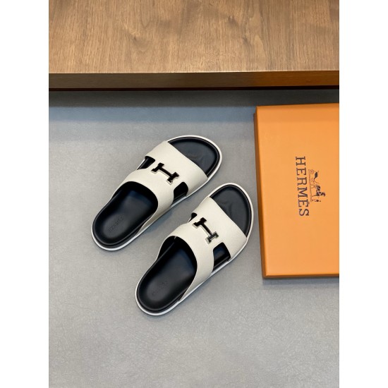 2025SS サンダル HERMES エルメス 強くおすすめしたい