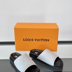 2025SS サンダル LOUIS VUITTON ルイヴィトン 春夏新作セレブ愛用
