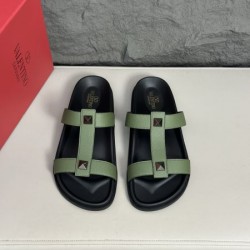 2025SS サンダル VALENTINO ヴァレンティノ 夏季大人気アイテム