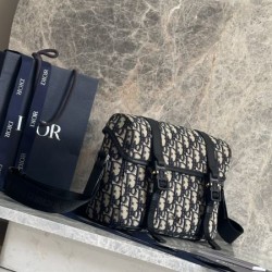 DIOR ディオール ショルダーバッグ 2025SS この春夏最強のアイテム登場