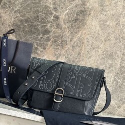 DIOR ディオール ショルダーバッグ 2025SS 国内完売！数量限定の大注目アイテム